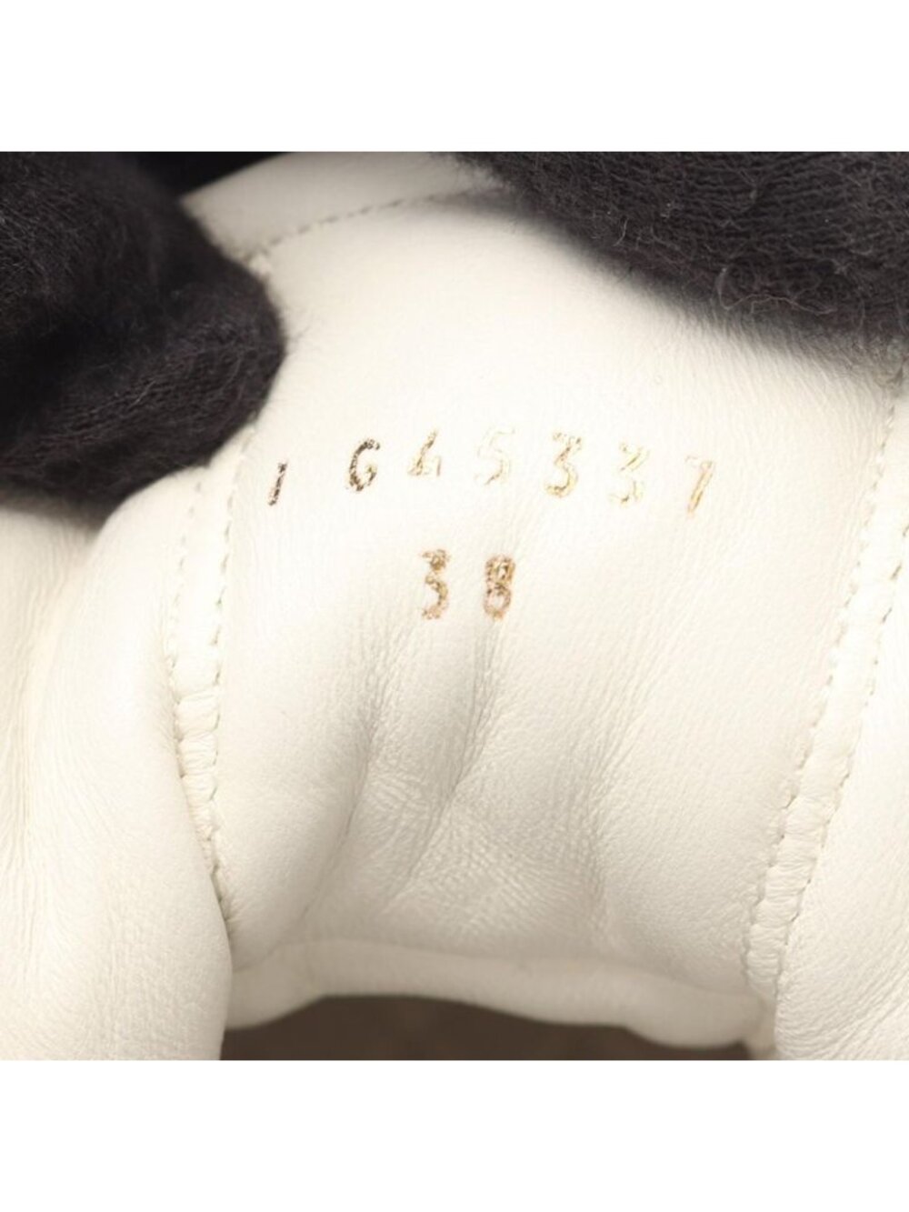 Chanel Sneakers CC Logo Leather Nylon - Picture 7 of 11